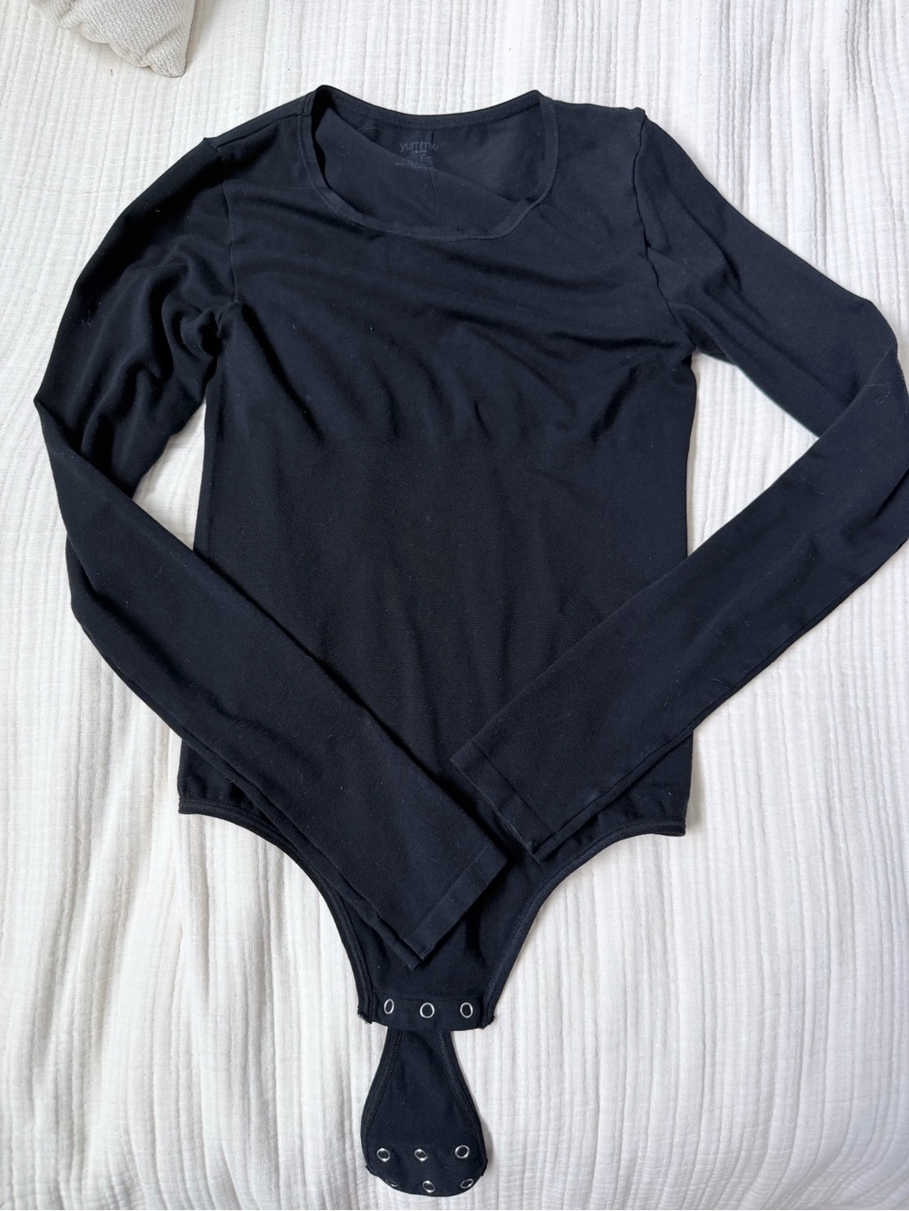Classic Black Long-Sleeve Bodysuit - Sleek Everyday Essential